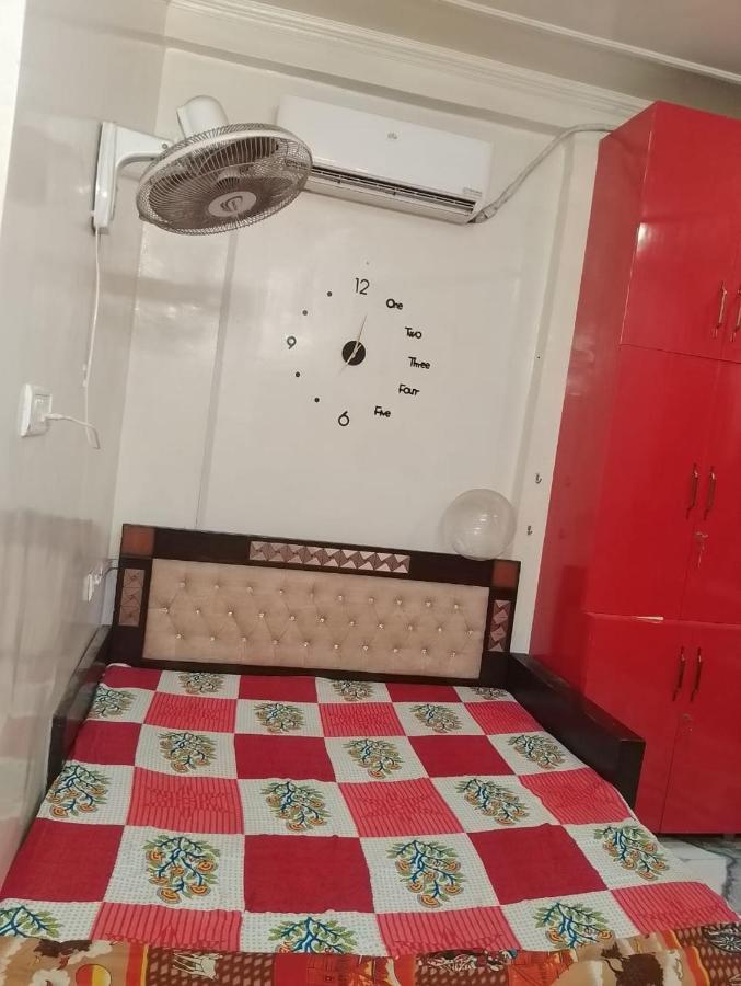 Aparna Niwas Home Stay Family Friendly Varanasi Exterior foto
